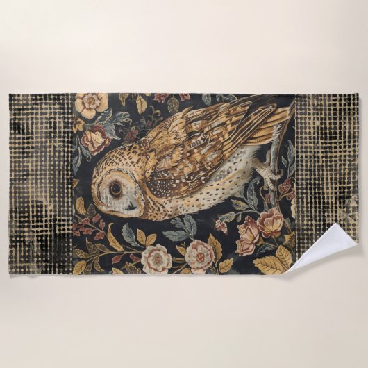 Lovely Owl in the Flowers Garden ,Gold Checkered , ビーチタオル (正面)