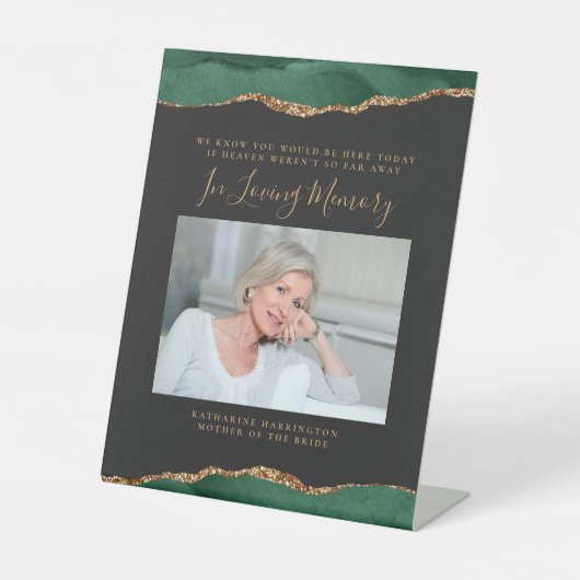 Loving Memory写真Green Dark 結婚's 台座サイン (正面)