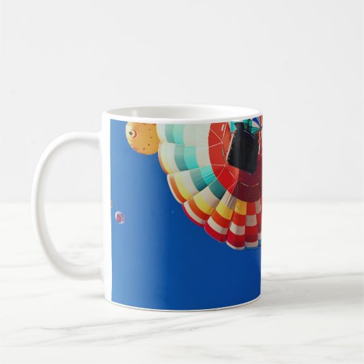 Low angle photography of balloons コーヒーマグカップ (左)