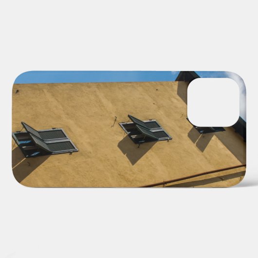 LOW ANGLE PHOTOGRAPHY OF BROWN LOUVER WINDOW Case-Mate iPhoneケース (裏面 (横))