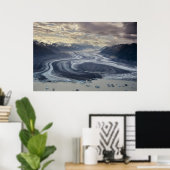 Lowell GlacierはAlsek Riverに流れ込む ポスター (ホームオフィス)
