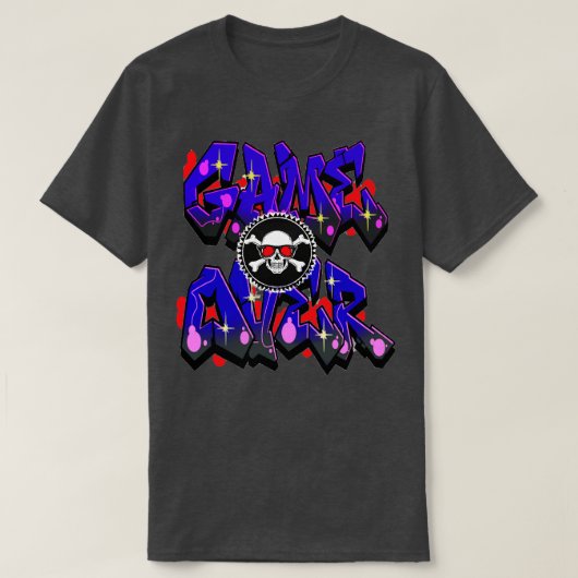LowEndGraphicsによる23以上のゲーム Tシャツ (デザイン正面)