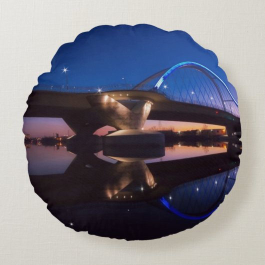 Lowryの日没 ラウンドクッション (正面)