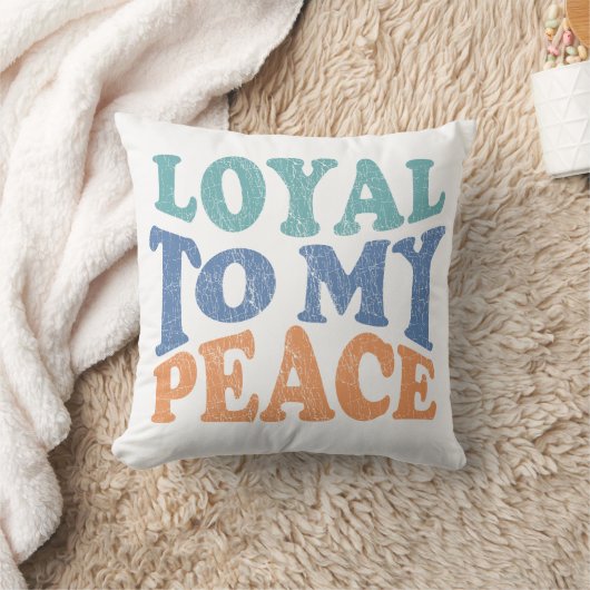 Loyal to My Peace – Soulful Throw Pillows クッション (ブランケット)