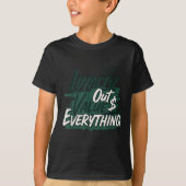 Loyalty Outvalues Everything Streetware Urban  Tシャツ (正面)