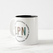 LPNライセンス実用パーソナライズされたナース ツートーンマグカップ (正面左)