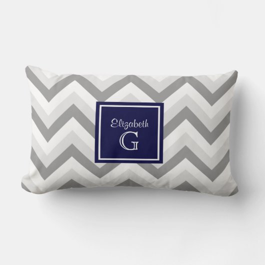 Lt 2 Gray Wht Chevron SQ Navy Blue Nameモノグラム ランバークッション (正面)