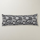 LUAU TIKI PATTERN (CHARCOAL) ボディピロー (裏面)