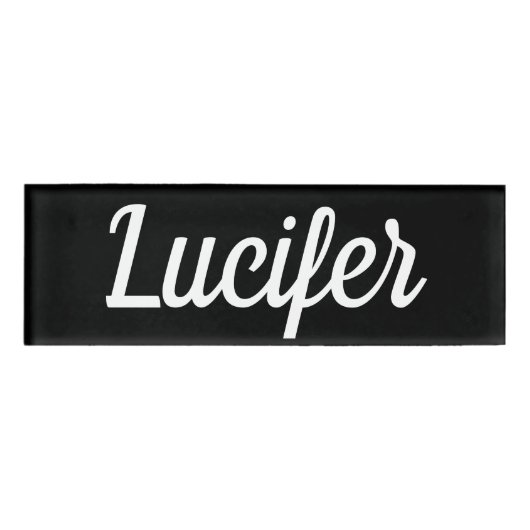 Luciferの小さい長方形磁気名前入りの記章 名札 (正面)