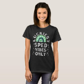 Luckkiest SPED Vibes Only Shamrock St Patrick Spec Tシャツ (正面フル)