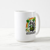 Lucky and Proud Shamrock Skunk コーヒーマグカップ (正面右)
