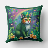 Lucky Animals in Disguise - St. Patrick’s Day Fun クッション (裏面)