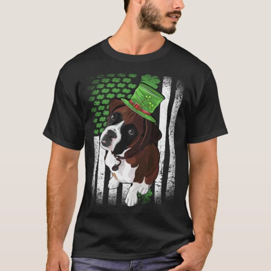 Lucky Boxer Dog St Patrick s Day Tシャツ (正面)