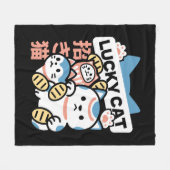 Lucky Cat Art – Maneki Neko with Gold Coin フリースブランケット (正面(横))