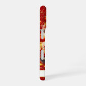 Lucky Cat With Gold Coins On Red Monogrammed iPhone 16ケース (右側面)