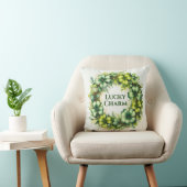 Lucky Charm Shamrock Wreath Throw Pillow クッション (椅子)