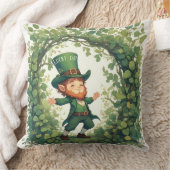 Lucky Forest Woodland Magical Leprechaun Nursery  クッション (ブランケット)