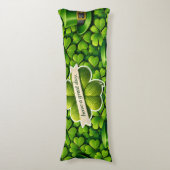 Lucky four leaf clover Saint Patrick's Day Patrick ボディピロー (正面縦)