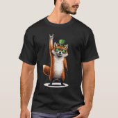 Lucky Fox Shamrock Sunglasses St Patrick's day Tシャツ (正面)