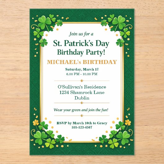 Lucky Green Gold Festive Shamrock Clover Birthday アクリル招待状 (正面)