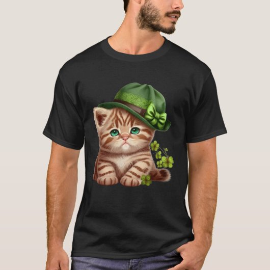 Lucky Green Proud Irish St Patricks Day Cat Tシャツ (正面)