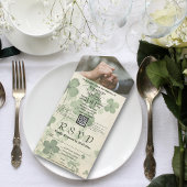 Lucky Green Shamrock on Cream QRコード写真 オールインワン招待状