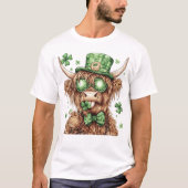 Lucky Highland Cow St. Patrick’s Day Shirt Tシャツ (正面)