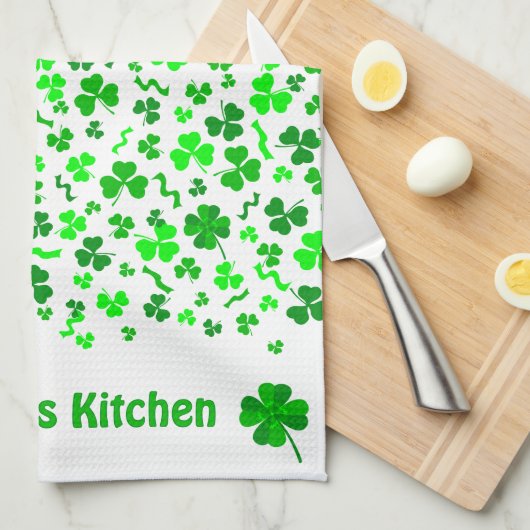 Lucky Irish Shamrocks Clover Personalized キッチンタオル (四つ折り)