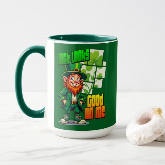 Lucky Leprechaun St Patrick’s Day Shirt – caneca マグカップ (ドーナツ付き)