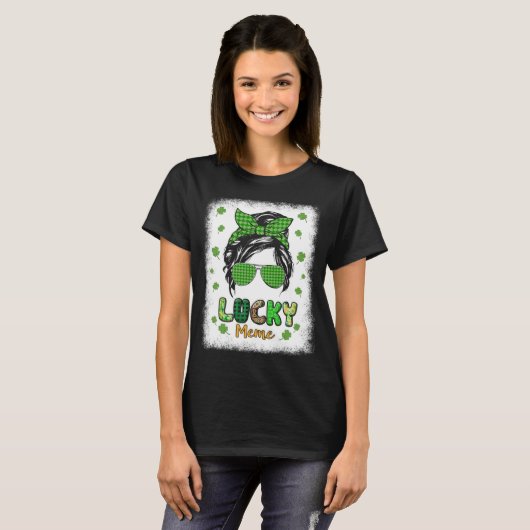 Lucky Meme Messy Bun St Patricks Day for Women Tシャツ (正面フル)