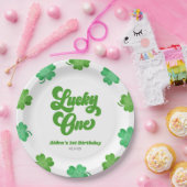 Lucky One Green Shamrock Clover 1st Birthday Party ペーパープレート (パーティー)