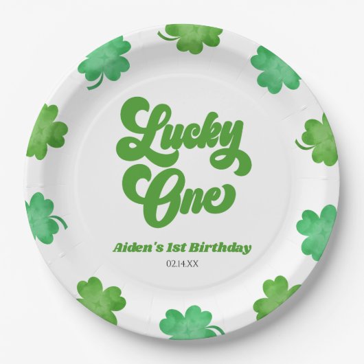Lucky One Green Shamrock Clover 1st Birthday Party ペーパープレート (正面)