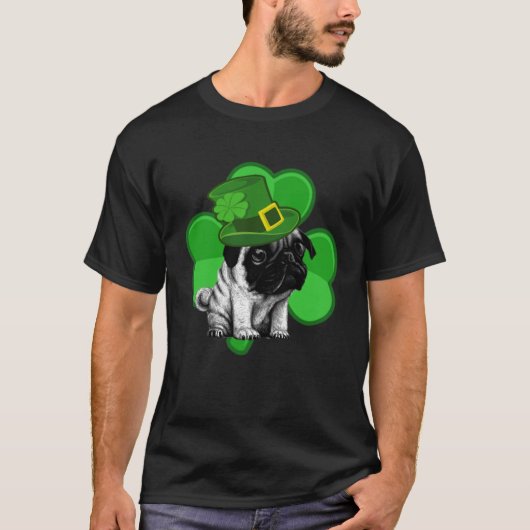 Lucky Pug St Patrick Shamrock C  Dog Dad Mom Boy G Tシャツ (正面)