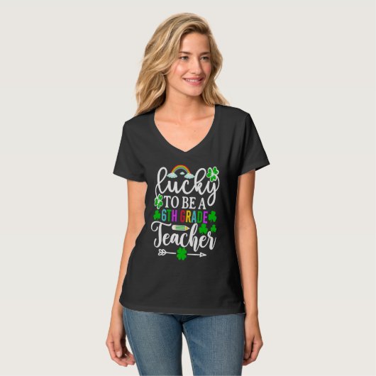 Lucky To Be A 6th Grade Teacher   St Patricks Day Tシャツ (正面フル)