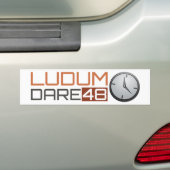 Ludumの挑戦の光沢がある時計 バンパーステッカー (車上)