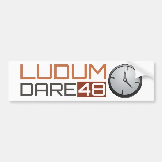 Ludumの挑戦の光沢がある時計 バンパーステッカー (正面)