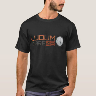 Ludumの挑戦の光沢がある時計 Tシャツ