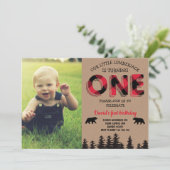 Lumberjack Boy First誕生日レッドフランネル写真 招待状 (スタンド正面)