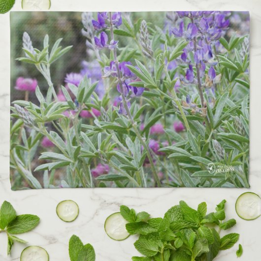 Lupineの野生の花のふきん キッチンタオル (折り畳み)