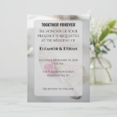 Lush Deep Red Rose Bouquet Moody Romantic Wedding 招待状 (スタンド正面)