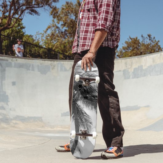 Lush Glam Palm Trees 1 スケートボード (室外2)