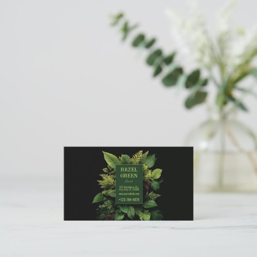 Lush Green Fern Foliage Black Modern Botanical 名刺 (スタンド正面)