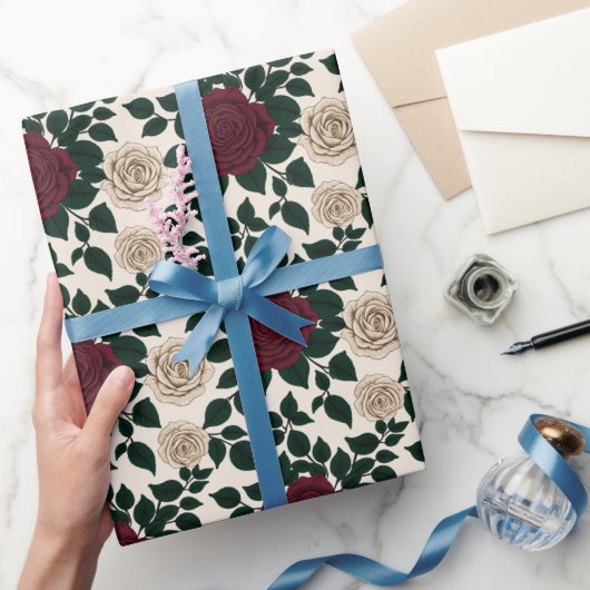 Lush Red And Burgundy Roses With Dark Green Leaves ラッピングペーパー (ギフト)