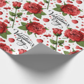 Lush Red Roses with Scattered Heart Petals Pattern ラッピングペーパー (角)