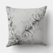 Luxe Silver Embellished Throw Pillow クッション (裏面)