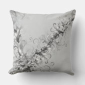 Luxe Silver Embellished Throw Pillow クッション (正面)
