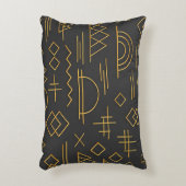 Luxurious 3D Gold Embossed Geometric Pattern  アクセントクッション (正面(垂直))