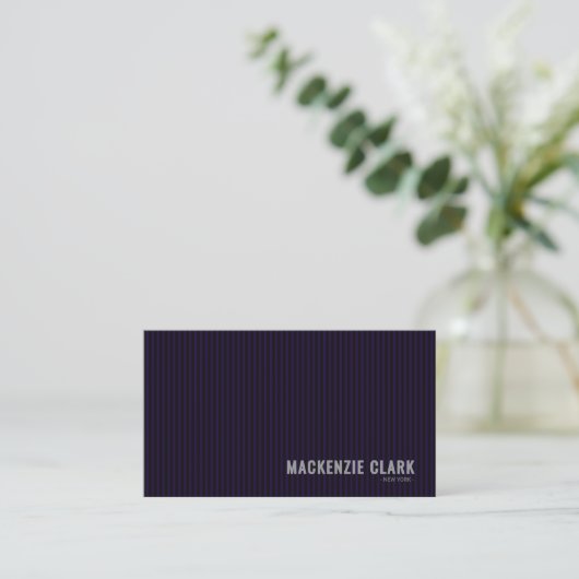 Luxurious Deep Purple Pinstripe Business Card 名刺 (スタンド正面)