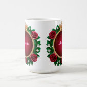 Luxurious Gold Crown Frame Adorned With Roses コーヒーマグカップ (中央)