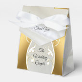 Luxurious, White, Flowing Silk & White Roses. フェイバーボックス (正面サイド)